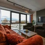 Central Apartments 4* מרטין