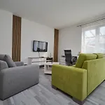 Central Apartments מרטין