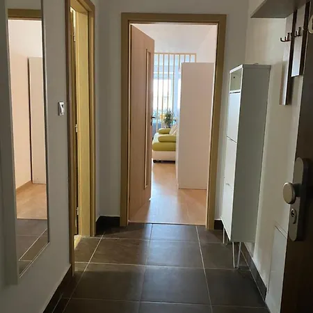 Central Apartments Aparthotel 4*