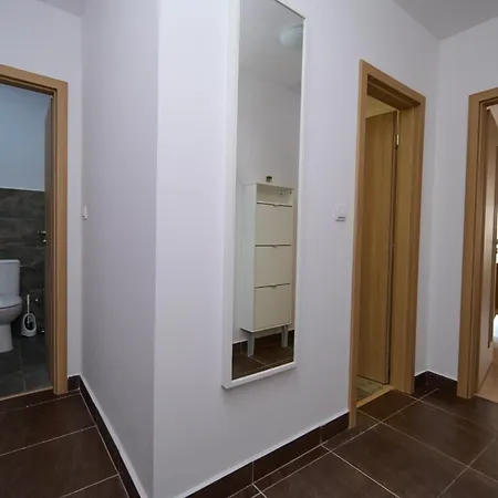 Central Apartments 4* Martin