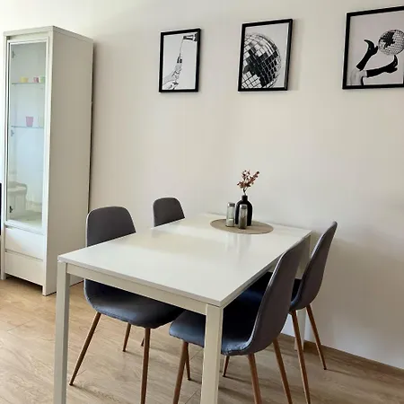 Central Apartments 4* Martin